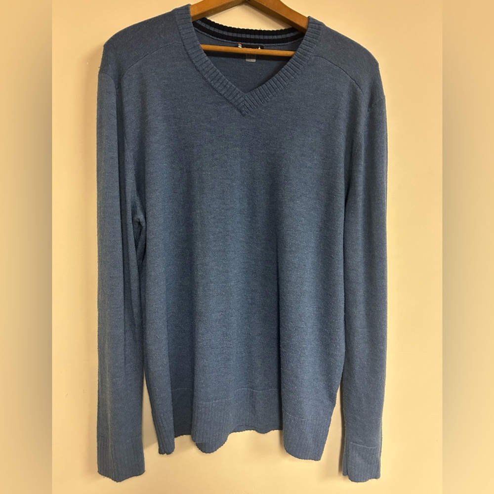 Smartwool Wool Blend Men’s V-Neck Sweater Size L Blue